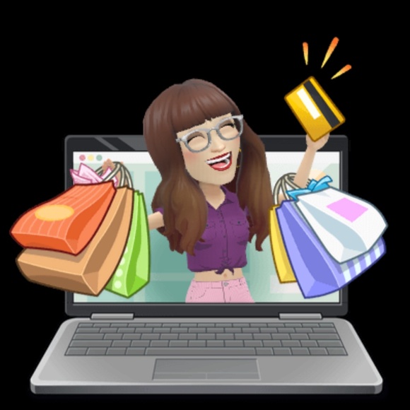 Meet your Posher, Karen - Picture 2 of 2